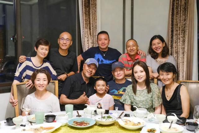 扎根西藏13年,他们温暖了海拔5000米上的孩子